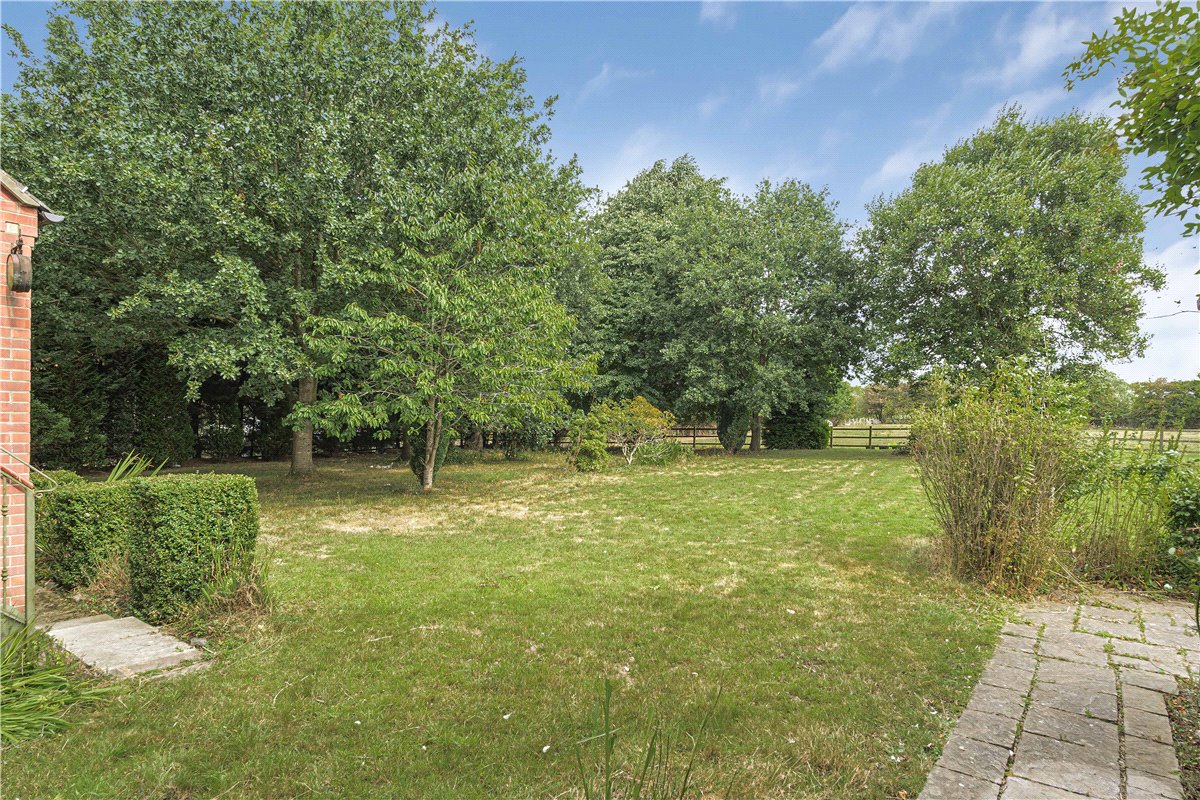 7 bedroom house, Leicester Road, New Packington LE65 - Let Agreed