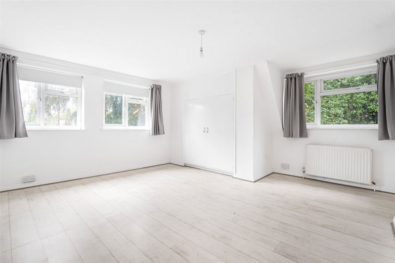 4 bedroom house, Blythewood Close, Knowle B93 - Available