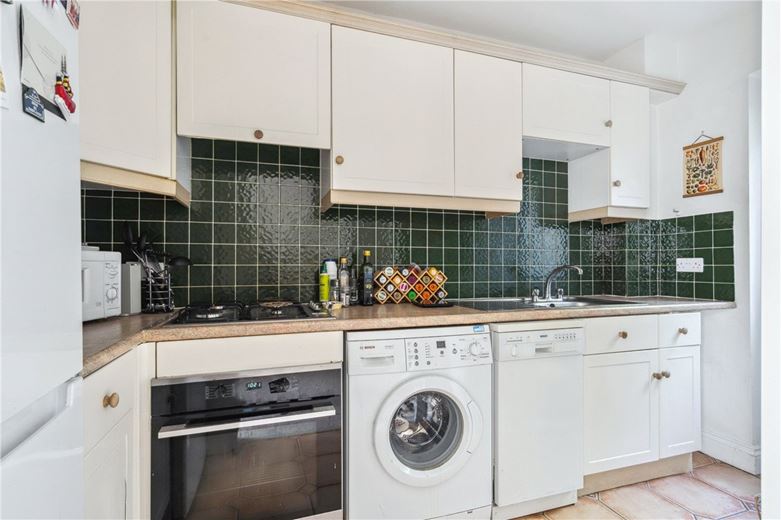 2 bedroom house, Linden Court, Holyoake Road OX3