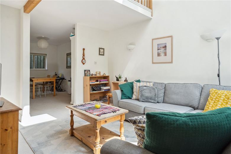 2 bedroom house, Linden Court, Holyoake Road OX3