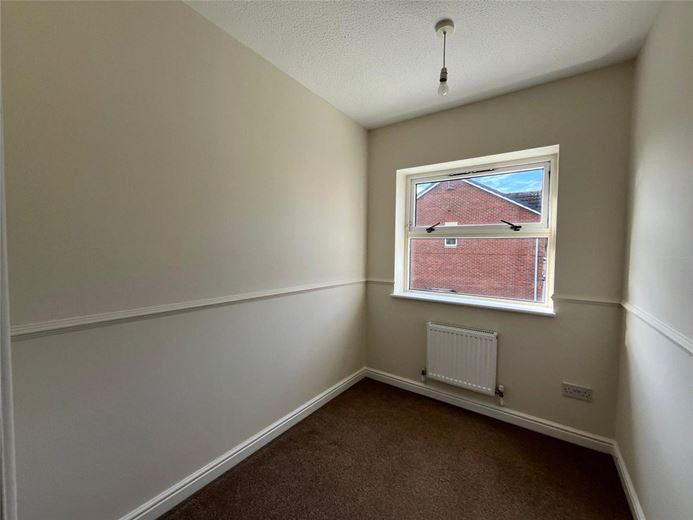 3 bedroom house, Sherbourne Avenue, Bramley S66 - Available