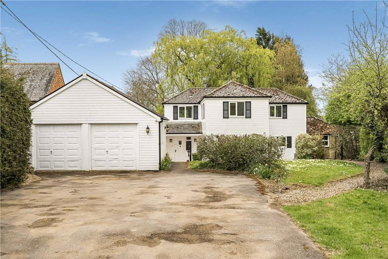 4 bedroom house, Appletree Road, Chipping Warden OX17 - Let Agreed