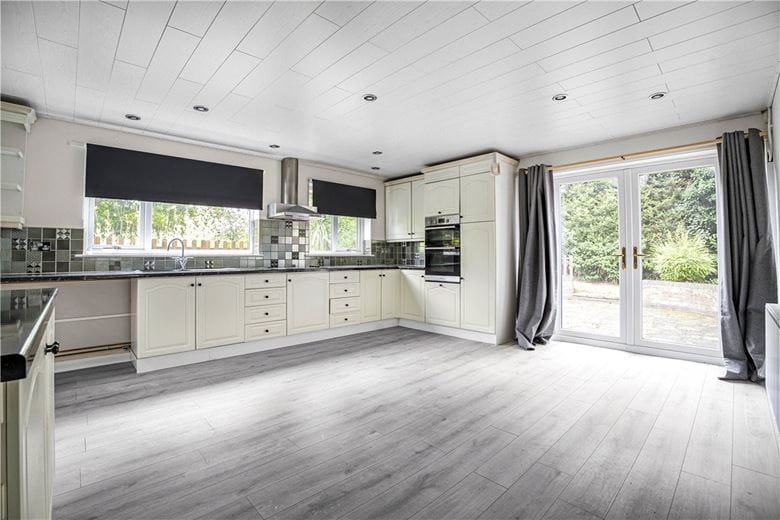 4 bedroom house, Nottingham Road, Nuthall NG16 - Let Agreed