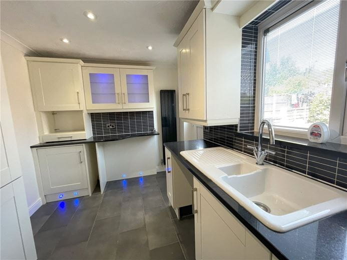 2 bedroom house, Kelso Close, Measham DE12 - Let Agreed