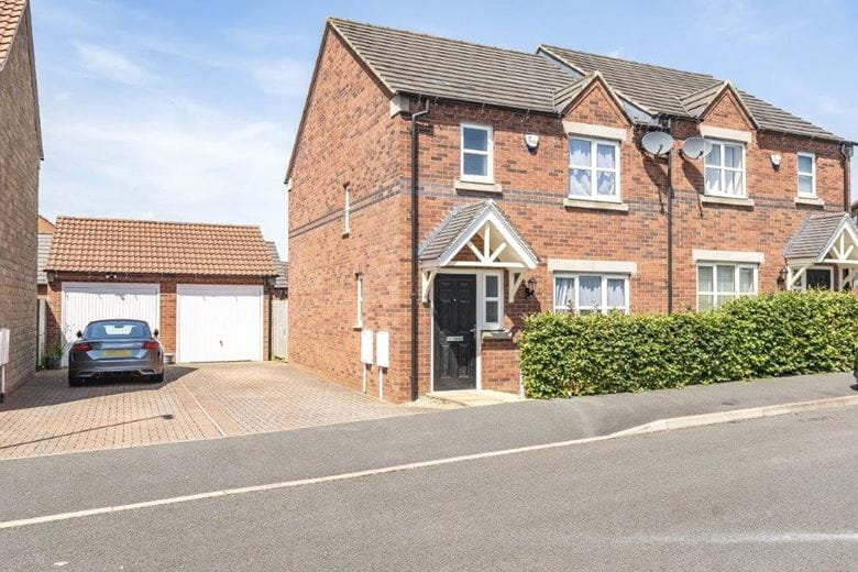 3 bedroom house, Thurgaton Way, Newton DE55 - Let Agreed