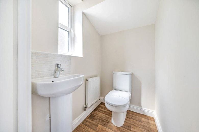 3 bedroom house, Thurgaton Way, Newton DE55 - Let Agreed