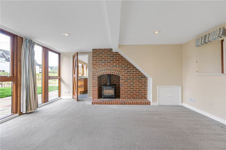 2 bedroom house, Mill Road, Marcham OX13 - Let Agreed