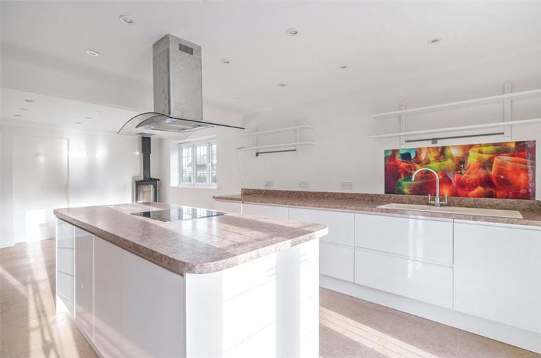 4 bedroom house, Nash Lee Lane, Wendover HP22 - Let Agreed