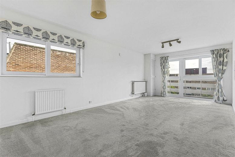 2 bedroom flat, Cunliffe Close, Oxford OX2 - Let Agreed