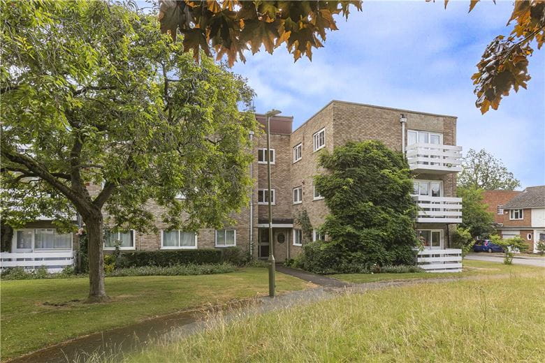 2 bedroom flat, Cunliffe Close, Oxford OX2 - Let Agreed