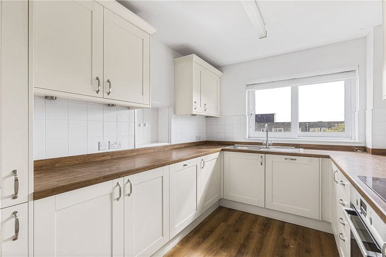 2 bedroom flat, Cunliffe Close, Oxford OX2 - Let Agreed