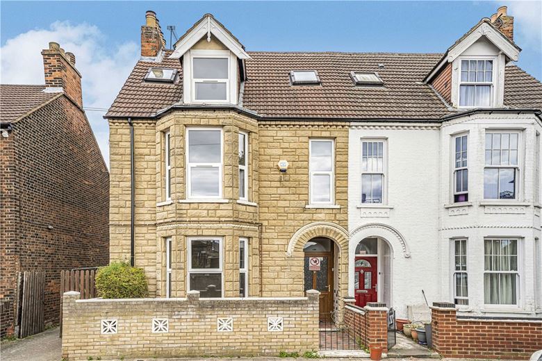 4 bedroom house, Spenser Road, Bedford MK40 - Let Agreed