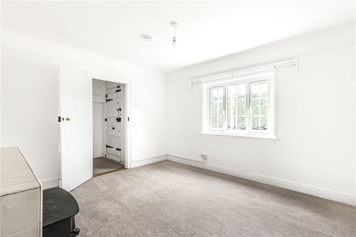 3 bedroom house, Ockendon Road, Upminster RM14 - Available