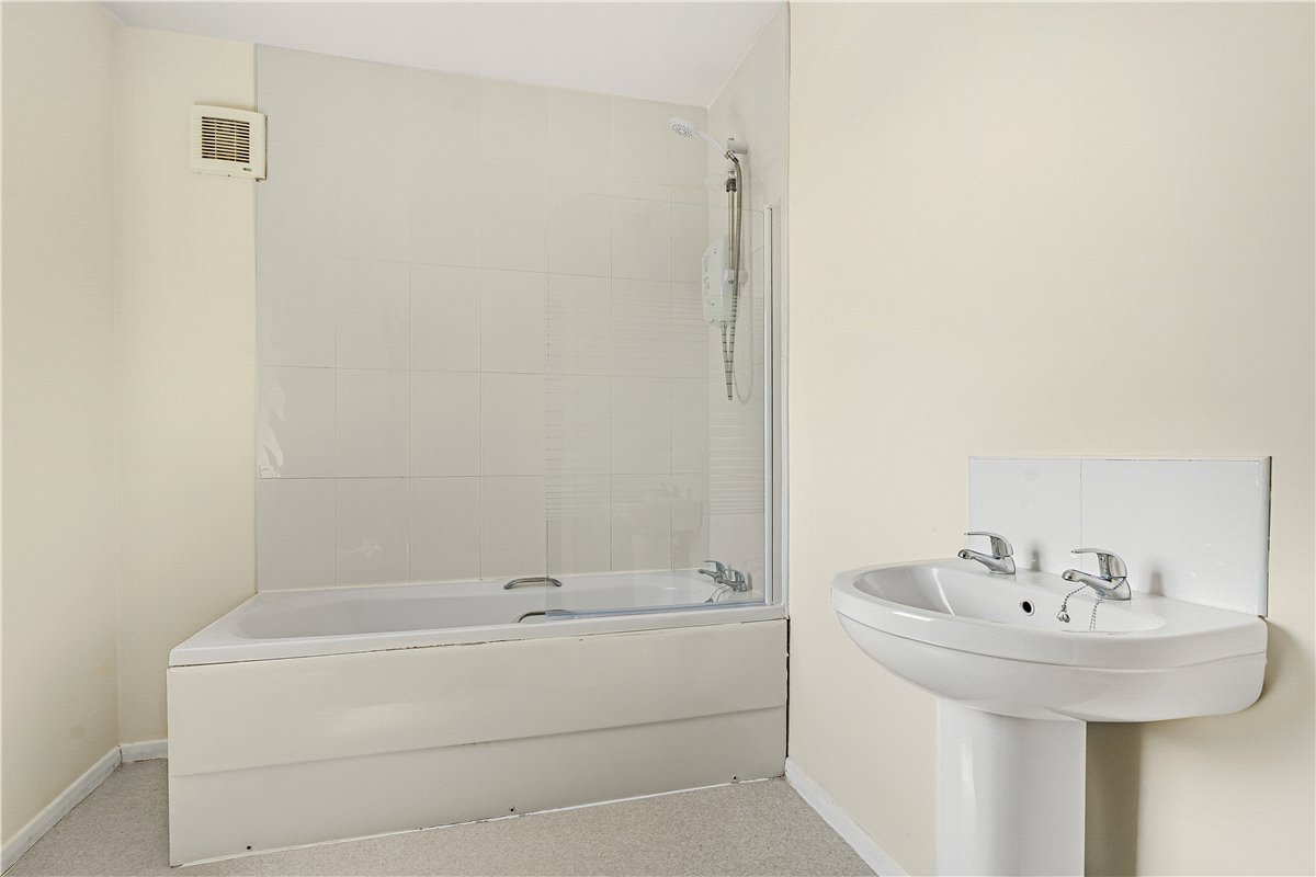 4 bedroom house, Church Lane, Middleton B78 - Available