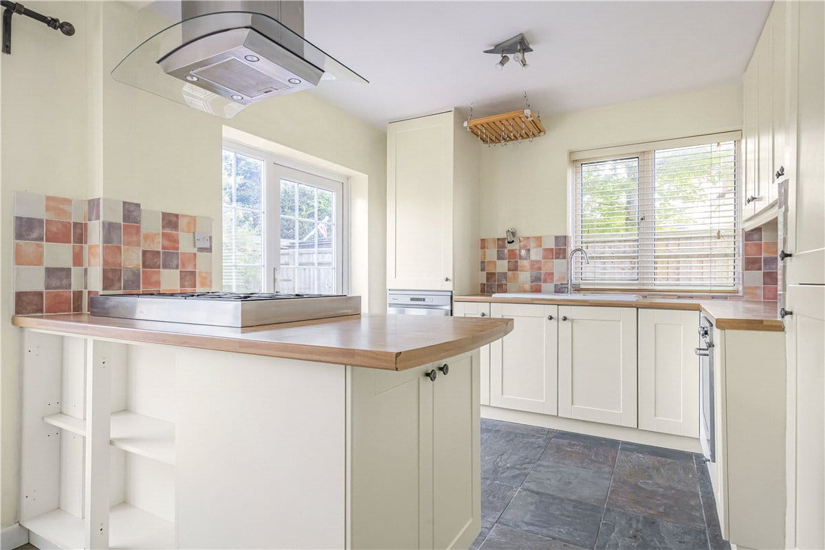 3 bedroom house, Faringdon Road, Southmoor OX13 - Available