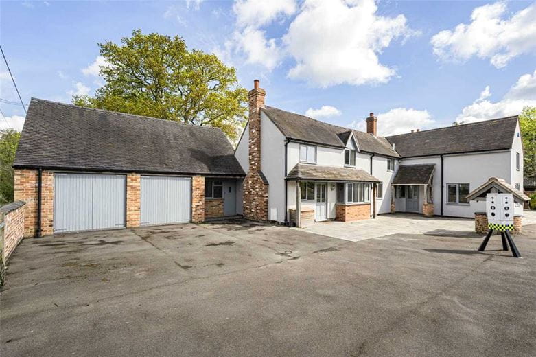 5 bedroom house, Shaw Lane, Kings Bromley DE13 - Let Agreed