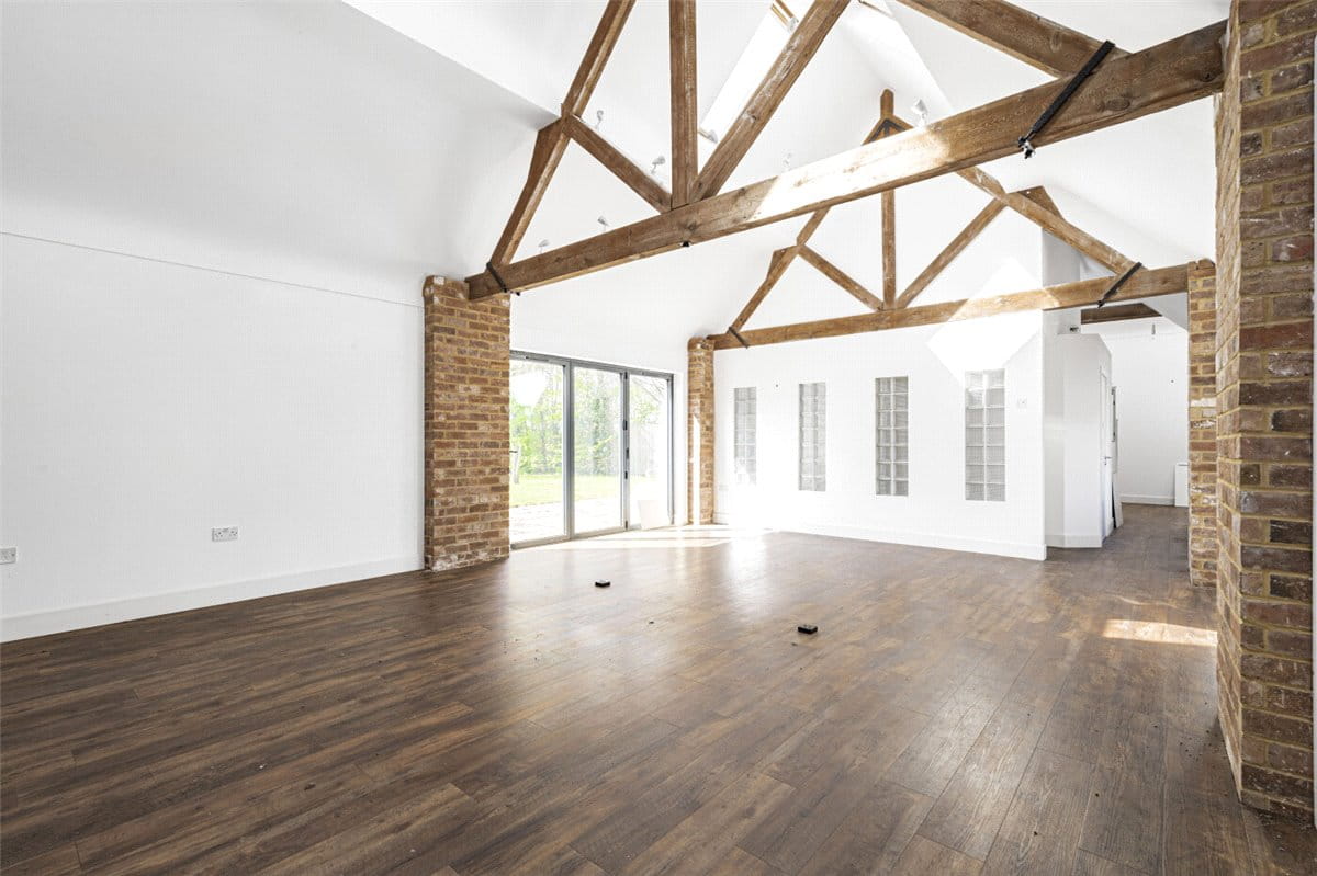 5 bedroom house, Shaw Lane, Kings Bromley DE13 - Let Agreed