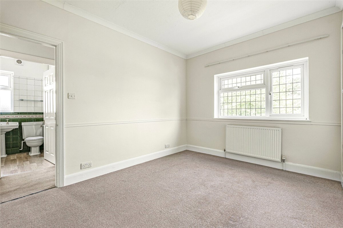 3 bedroom house, Crackley Crescent, Kenilworth CV8 - Let Agreed