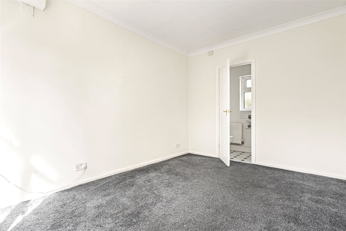 3 bedroom bungalow, Hodgetts Lane, Burton Green CV8 - Available