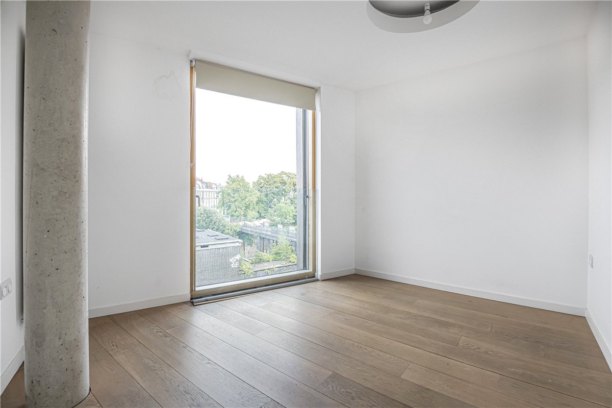 4 bedroom house, Parkway, London NW1 - Available