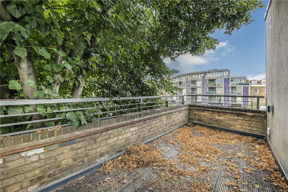 4 bedroom house, Parkway, London NW1 - Available