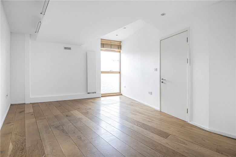 4 bedroom house, Parkway, London NW1 - Available