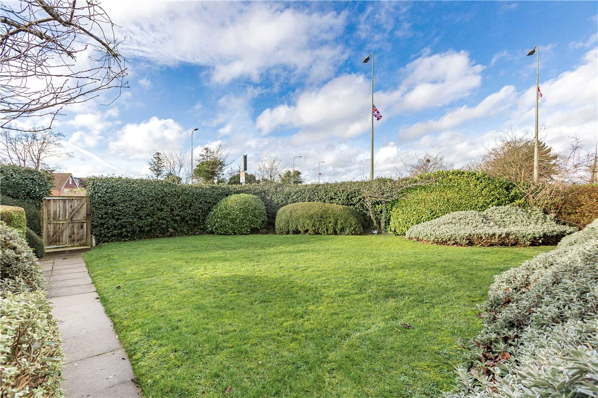 2 bedroom flat, Sunderland Avenue, Oxford OX2 - Available