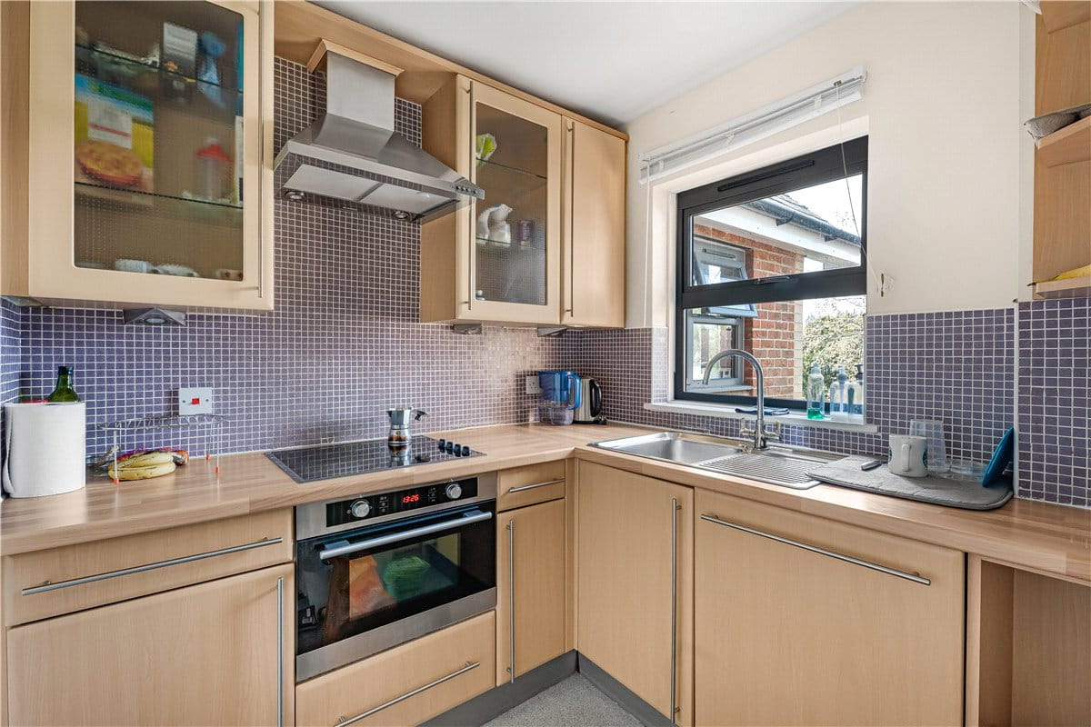 2 bedroom flat, Flat 12, Poets Place, 378 Banbury Road OX2 - Let Agreed