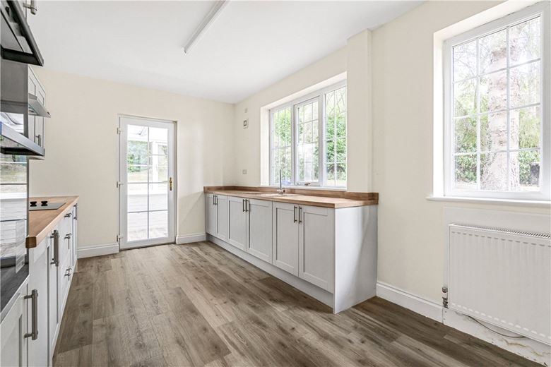 2 bedroom bungalow, Birch Tree Lane, Whitmore ST5 - Available