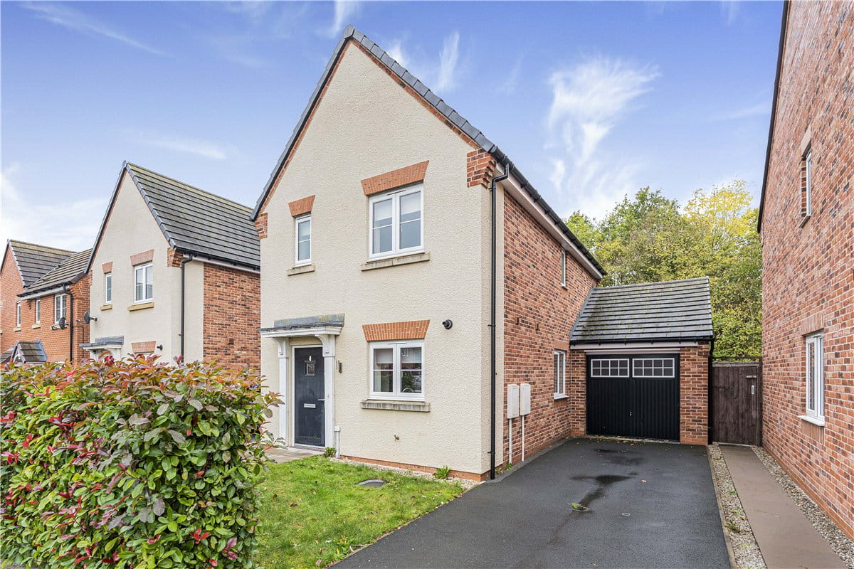 3 bedroom house, Windsor Way, Measham DE12 - Let Agreed