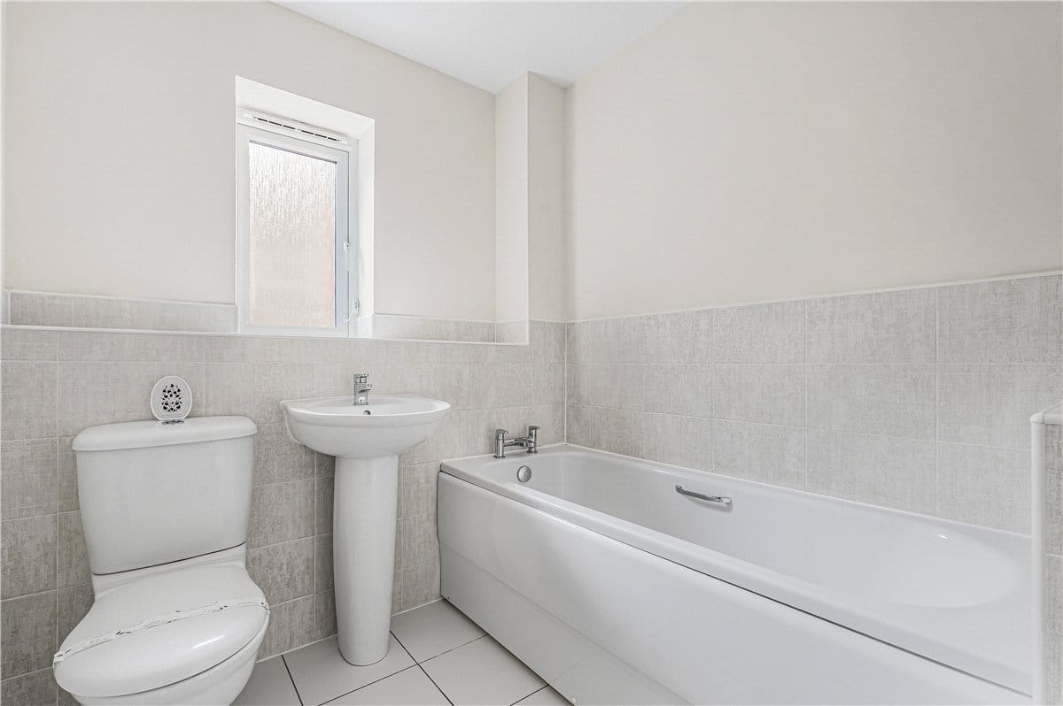 3 bedroom house, Windsor Way, Measham DE12 - Let Agreed