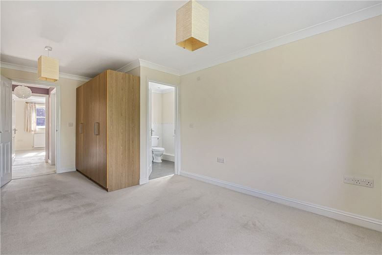 4 bedroom house, Poppy Close, Yarnton OX5 - Available