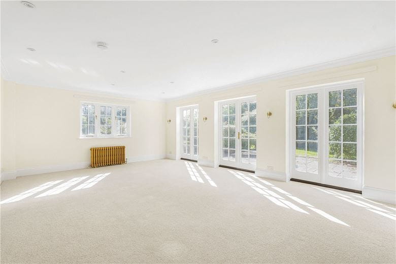 5 bedroom house, Darnford Lane, Lichfield WS14 - Available