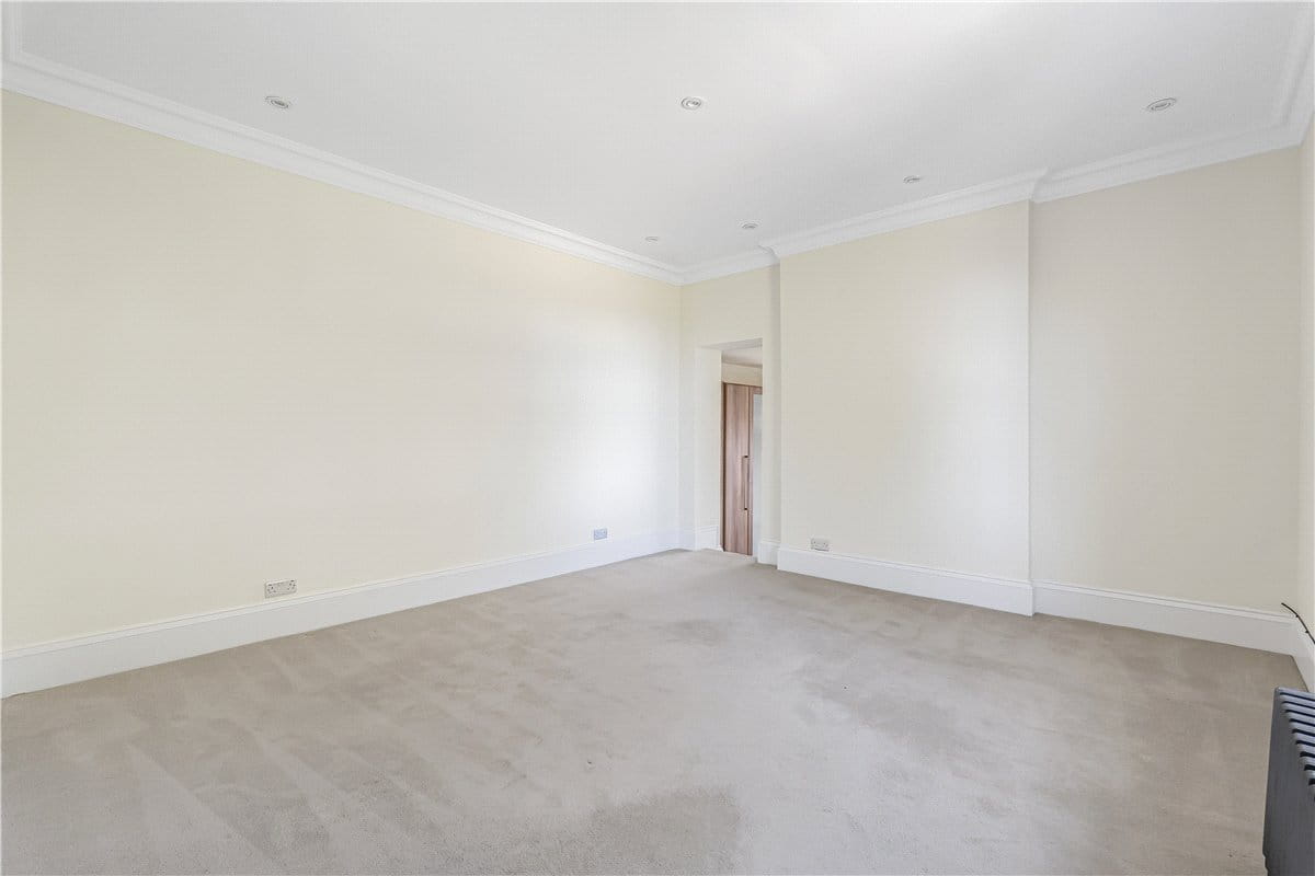 5 bedroom house, Darnford Lane, Lichfield WS14 - Available