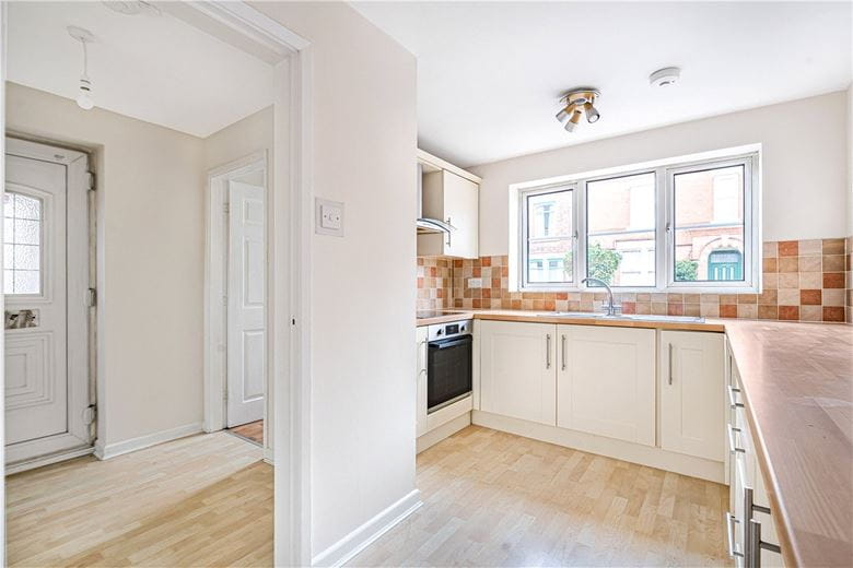 3 bedroom house, Bonsall Street, Long Eaton NG10 - Available