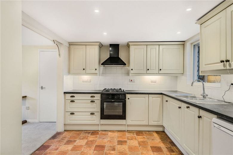 2 bedroom cottage, Great Hampden, Great Missenden HP16 - Available