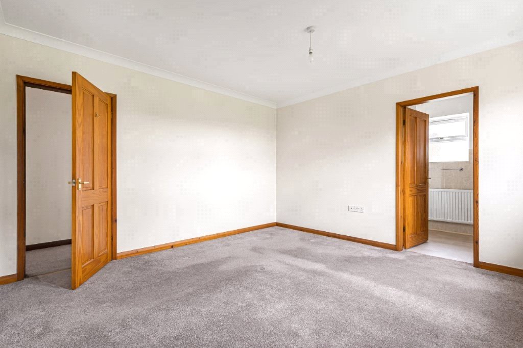 3 bedroom bungalow, Woodthorpe Road, Shuttlewood S44 - Under Offer