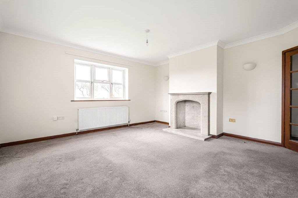 3 bedroom bungalow, Woodthorpe Road, Shuttlewood S44 - Under Offer