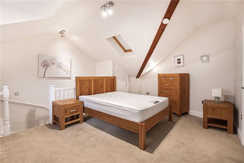 1 bedroom flat, St. Bernards Road, Oxford OX2 - Available