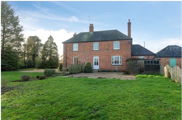 5 bedroom house, Clifton Road, Deddington OX15 - Available