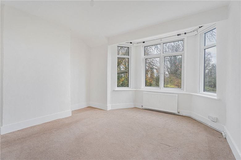 4 bedroom house, Frith Hill, South Heath HP16 - Available