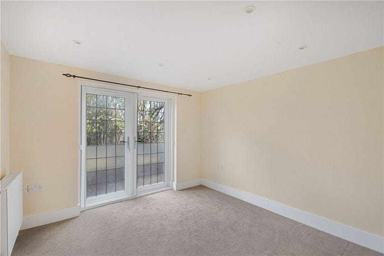 4 bedroom house, Frith Hill, South Heath HP16 - Available