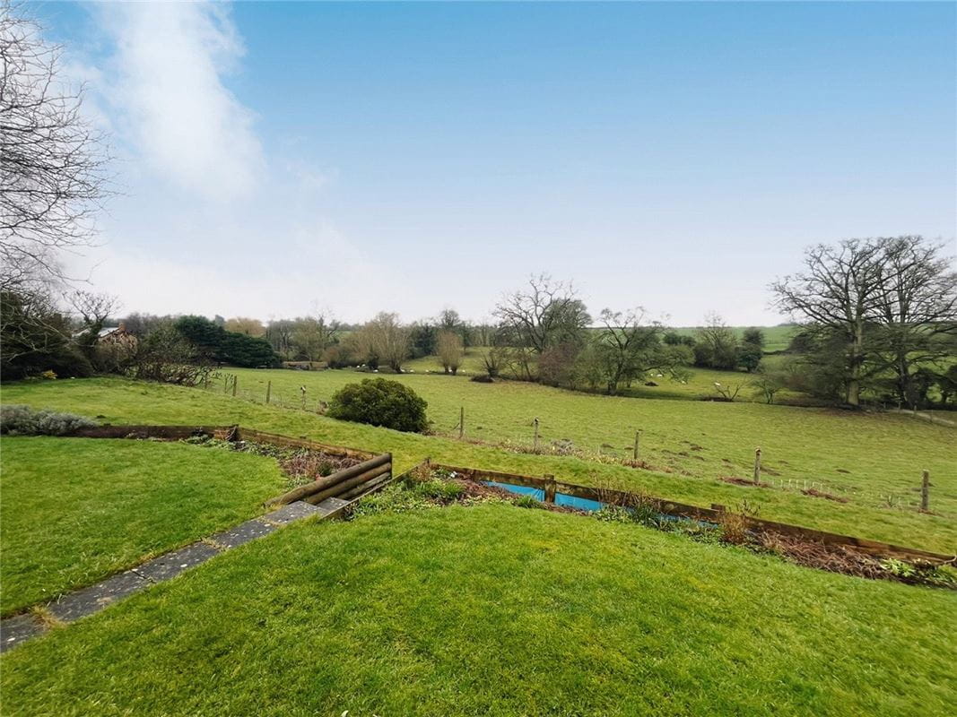 4 bedroom house, Enstone Road, Westcote Barton OX7 - Available