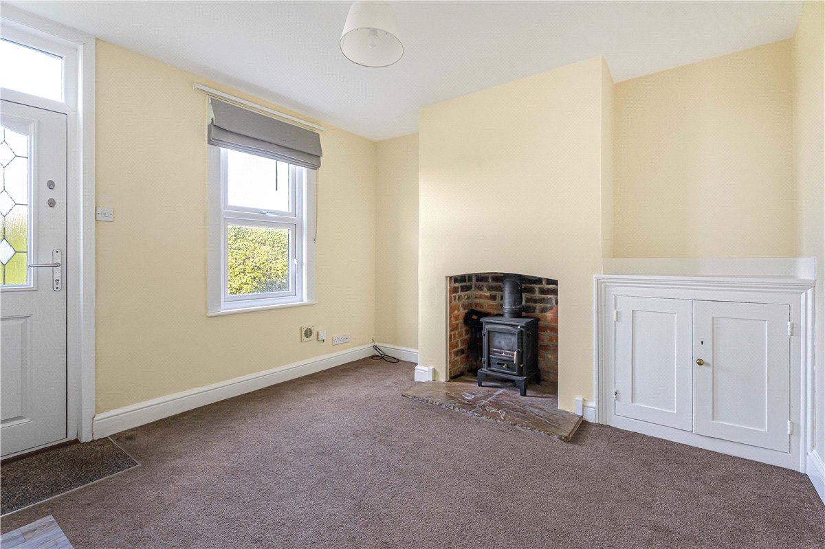 2 bedroom house, Alchester Terrace, Bicester OX26 - Available