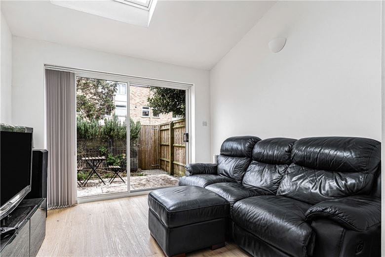 1 bedroom flat, Harefields, Oxford OX2 - Available