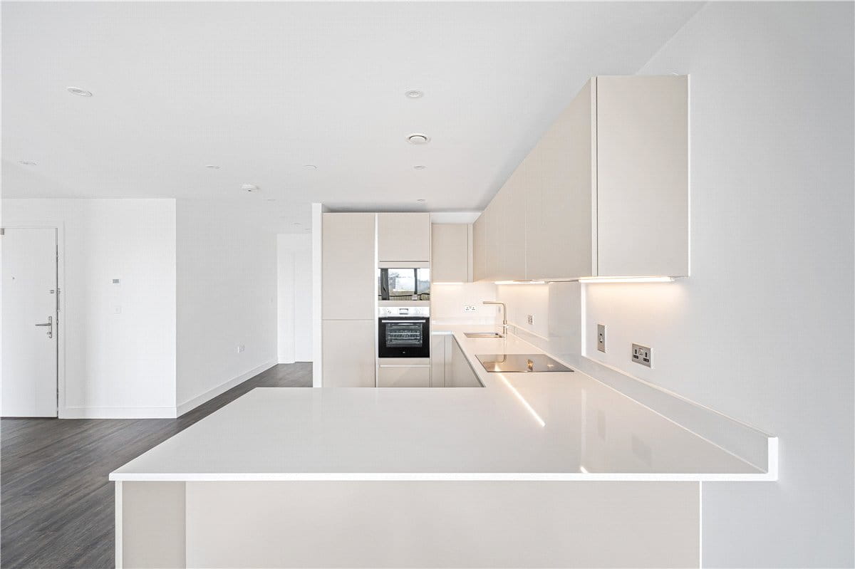 3 bedroom flat, Munda Way, Oxford OX2 - Available