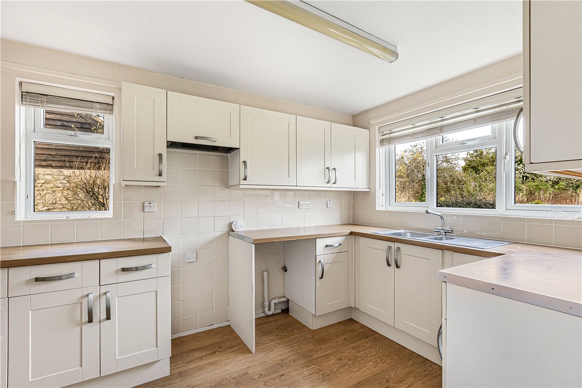 4 bedroom house, Great Coxwell, Faringdon SN7 - Available