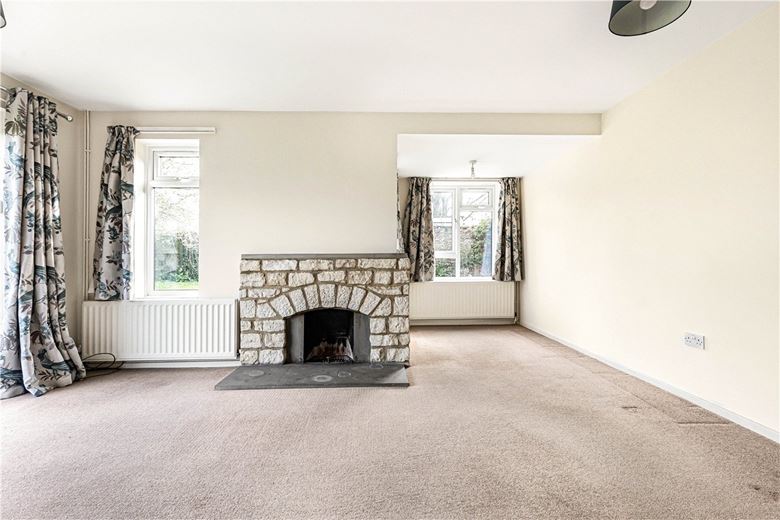4 bedroom house, Great Coxwell, Faringdon SN7 - Available