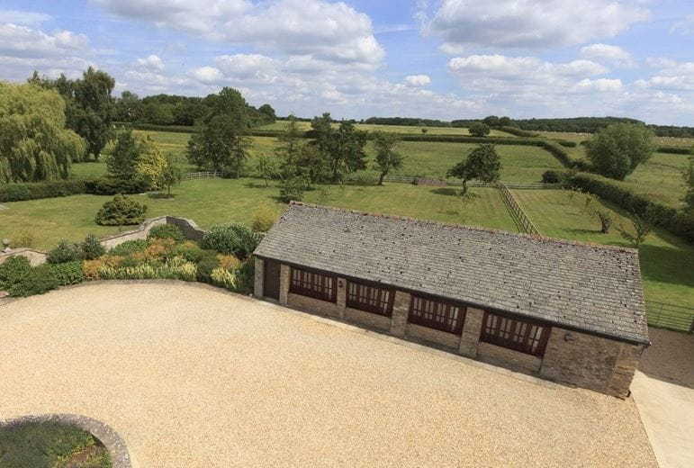 68.5 acres House, Lew, Bampton OX18 - Available
