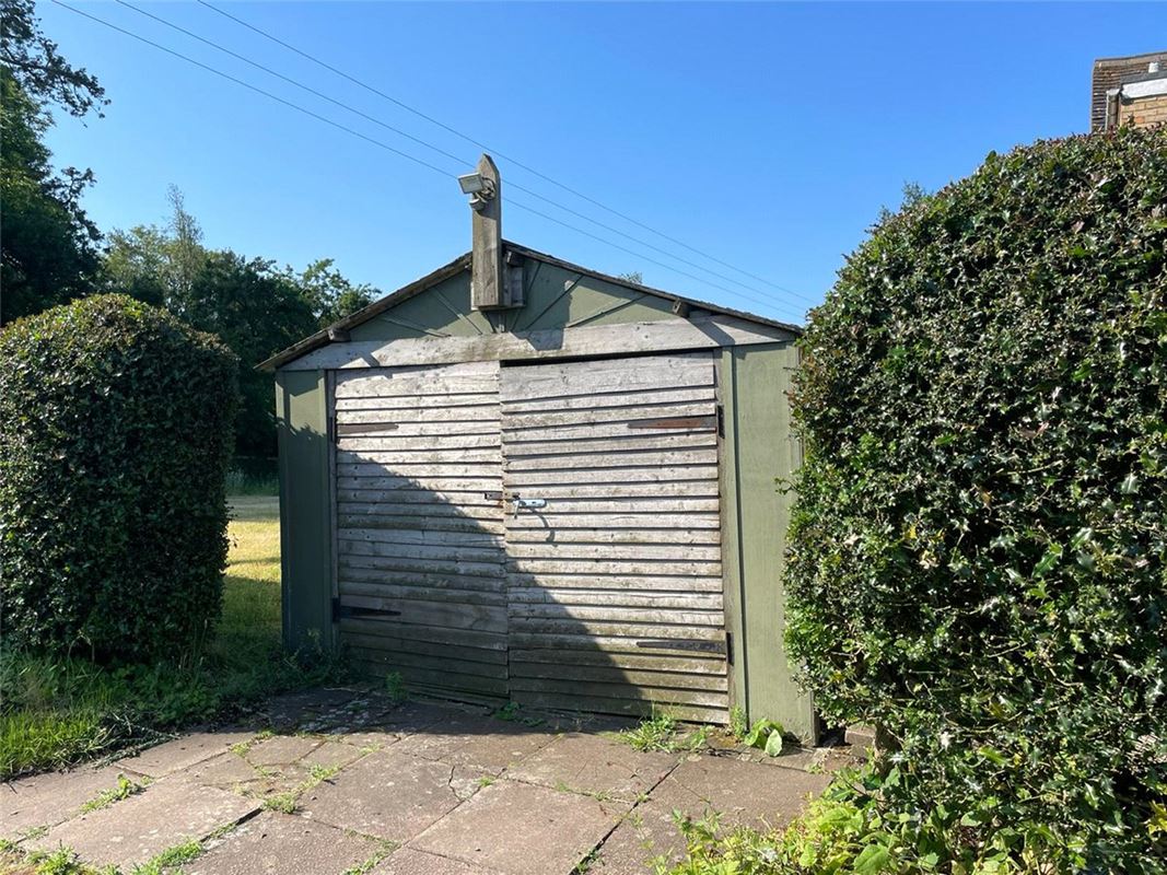 3 bedroom house, Tingrith Road, Eversholt MK17 - Available